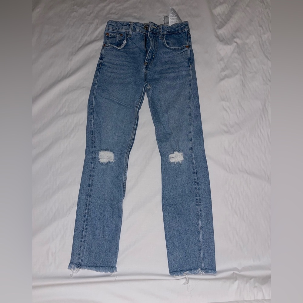 Zara straight leg/skinny jeans